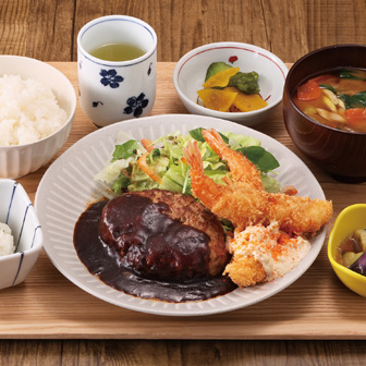 ハンバーグと海老フライ定食