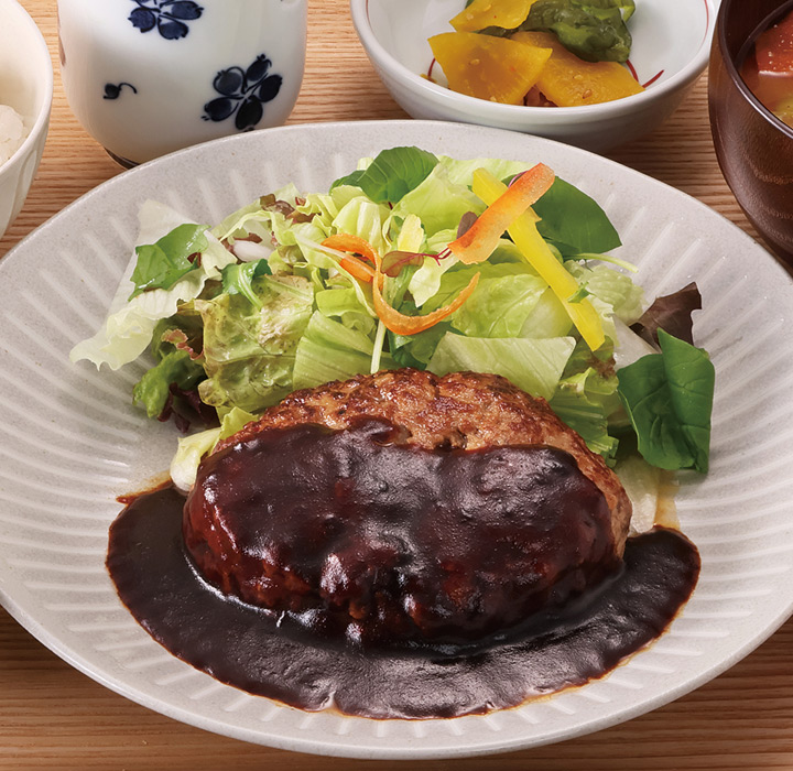 夢見亭のハンバーグ定食